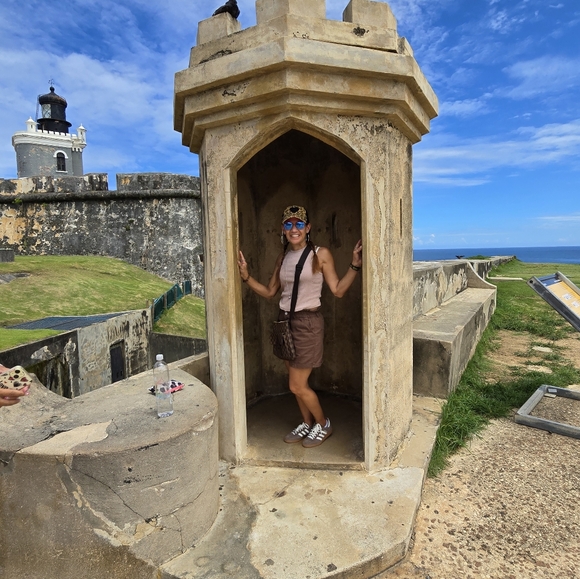 (Bookmark Me Here)-Meet your Posher, Sandy🙋‍♀️ - Picture 12 of 16